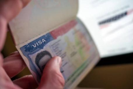 EB-1A vs. O-1 Visas